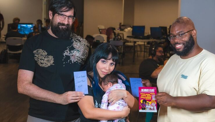 Five Days After Giving Birth, A Woman Won A Mortal Kombat Tournament While Holding Her Newborn