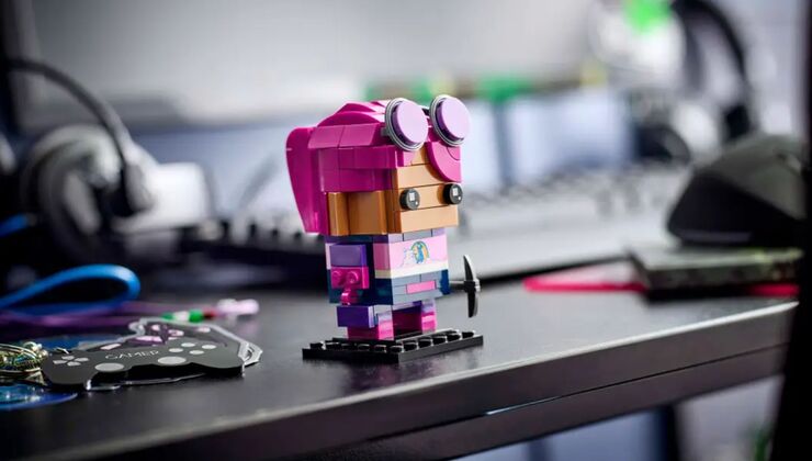 Lego Is Giving Away Fortnite's Brite Bomber Set Again For A Very Limited Time