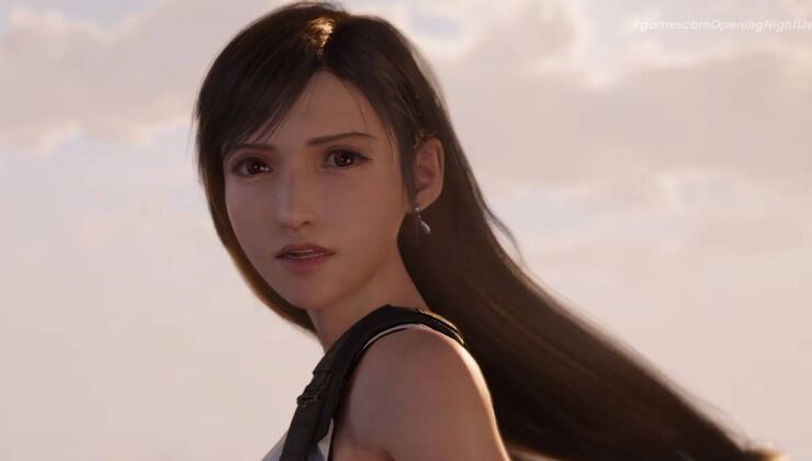 Final Fantasy 7 Revelation Extended Trailer Shows Off New Summons And Weapon Fights